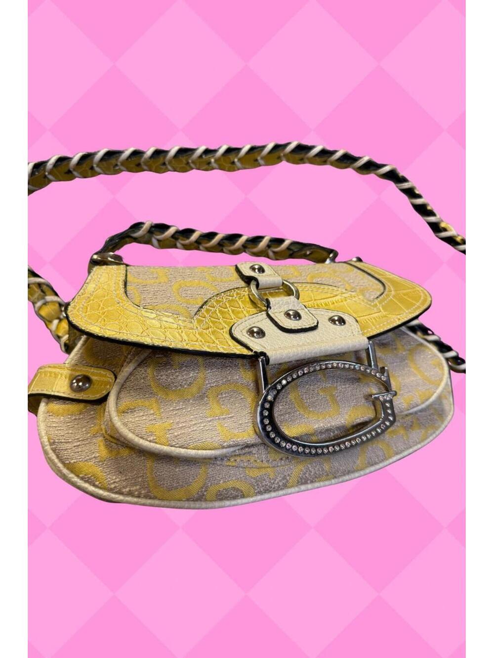 Guess vintage y2k bag in excellent condition butter yellow metal G logo buckle